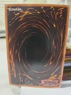 Yu-Gi-Oh! Phoenix Wing Wind Blast PGLD-EN070 Unlimited Gold Rare LP - Image 2