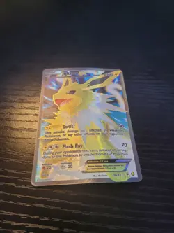 Pokemon Jolteon EX 28a/83 XY Generations Full Art Rare 2017 - Image 3