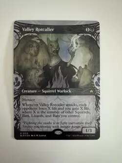 Valley Rotcaller (Showcase) FOIL - Bloomburrow - MTG - Near Mint - Image 1