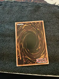 Yugioh! Blue-Eyes White Dragon Lc01-En004 Limited Ed Ultra Rare - Image 2