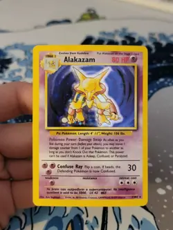 Alakazam 001/102 Base Set Holo Pokemon Card MP-DMG - Image 1