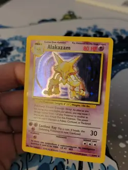 Alakazam 001/102 Base Set Holo Pokemon Card MP-DMG - Image 2