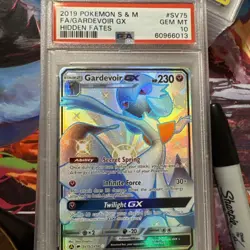 2019 POKEMON SUN & MOON HIDDEN FATES #SV75 FULL ART/GARDEVOIR GX PSA 10 - Image 1
