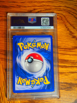 Pokemon 1999 1st Edition Shadowless Base Magikarp uncommon card, PSA 8 - Image 3