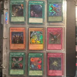 Yugioh Binder Vintage + OG Collection 200+ dark magician girl secret rare - Image 3
