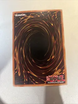 *** DARK MAGICIAN *** MINT ALTERNATE ART SECRET RARE CT14-EN001 YUGIOH! - Image 3
