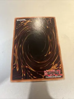 *** DARK MAGICIAN *** MINT ALTERNATE ART SECRET RARE CT14-EN001 YUGIOH! - Image 4