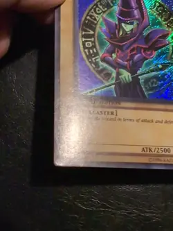 Yu-Gi-Oh! SECRET RARE HOLO CARD DARK MAGICIAN FL1-EN002 LP - Image 5