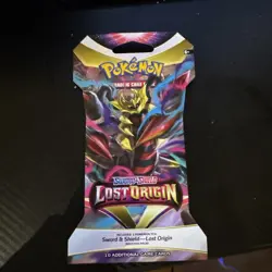 Pokemon TCG Sword & Shield Lost Origin Sleeved Booster Pack - Image 1