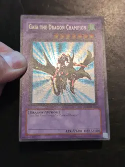 Yu-Gi-OH! SECRET RARE GAIA THE DRAGON CHAMPION LOB-125 1996 VINTAGE PRINT NM/VLP - Image 2