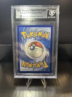 BGS 8.5 Pokemon TCG Pikachu VMAX Hyper Rare Rainbow Vivid Voltage 188/185 - Image 2