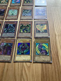 Yugioh 1st Edition/Limited Edition Card 1996 Lot of 30, mix of Holofoil and foil - Image 3