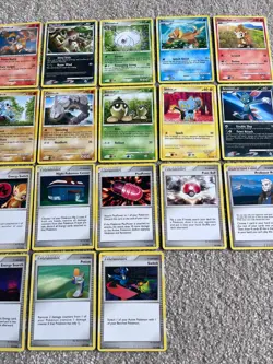 Pokemon TCG Diamond and Pearl Base Vintage Bundle 30x Cards Part Complete Set #2 - Image 3