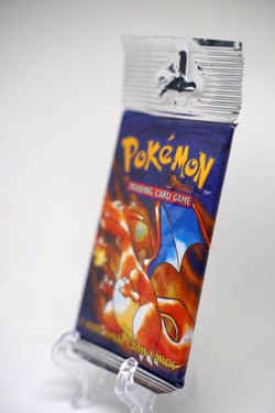 Pokemon Base Set Booster Pack Unlimited Charizard Art WOTC TCG Vintage Sealed - Image 3