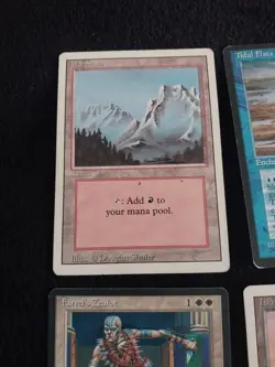 Lot Of 17 Older MTG Cards Near Mint - Image 4