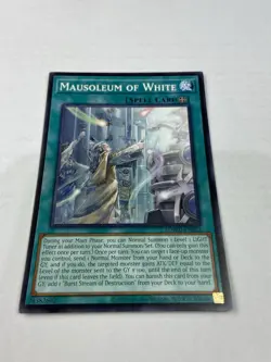 Yugioh Mausoleum Of White Sdwd-en023 Blue Eyes White Destiny 1st Edition A - Image 1