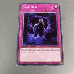 Yugioh Dark Deal Sgx3-ena19 Duelists of Shadows 1st Edition Common Speed Duel - Image 1