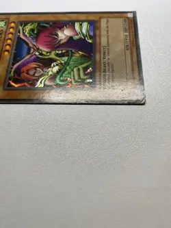 Yu-Gi-Oh! Harpie Lady Sisters Super Rare Unlimited MRD-009 HP DAMAGED - Image 4