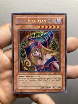 MISPRINT Dark Magician Girl MFC-000 Secret RARE Unlimited HOLO BLEED - Image 1