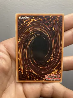 MISPRINT Dark Magician Girl MFC-000 Secret RARE Unlimited HOLO BLEED - Image 2