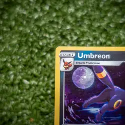 Pokemon Umbreon SWSH129 S&S Black Star Promo LP Holo - Image 4