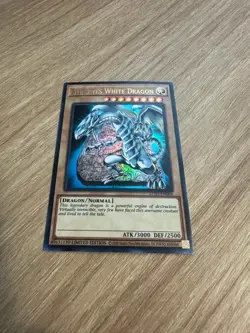 Blue-Eyes White Dragon [LC01-EN004] - YuGiOh Card - NM - Image 1