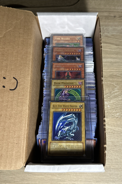 YuGiOh Mystery 50-Card Foil Collection Super Ultra Secret Gold Random Holo Lot - Image 1