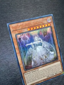 YuGiOh! Lovely Labrynth of the Silver Castle - Error Misprint No Name No Imprint - Image 4