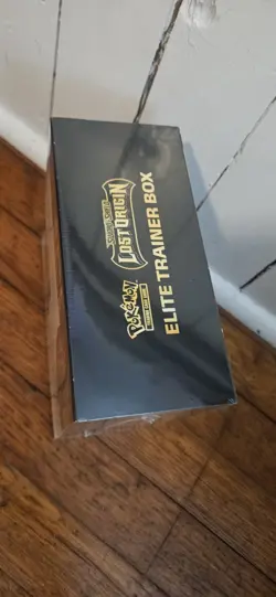 Pokemon TCG Sword & Shield Lost Origin Elite Trainer Box ETB Sealed - Image 5