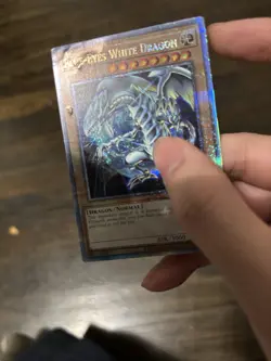Blue-Eyes White Dragon (Quarter Century Secret Rare) KC01-EN000 25th anniversary - Image 2