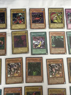YU-GI-OH! TCG 1996 (X50) Vintage Card Lot Common, Uncommon, Rare NEAR MINT-MP - Image 4