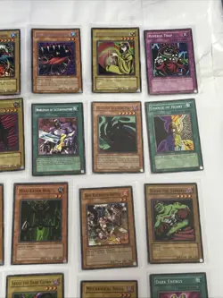 YU-GI-OH! TCG 1996 (X50) Vintage Card Lot Common, Uncommon, Rare NEAR MINT-MP - Image 5