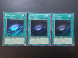 Yugioh - Dark Hole LOB-052 Super Rare x1 - Image 1