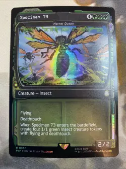 Specimen 73 - Hornet Queen (Showcase FOIL) - Universes Beyond: Fallout (PIP) NM - Image 1