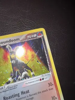 Pokemon TCG Team Magma's Houndoom 10/95 Holo Card - Image 3