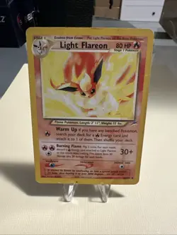 Pokemon Neo Destiny Light Flareon 46/105 Uncommon HP/DMG - Image 1