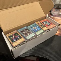 Yugioh Vintage 2002-2005 Lot 800+ Cards - Image 1