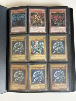 Ultra Rare Yu-Gi-Oh vintage collection with Binder - LOB Blue eyes 1st ED + MORE - Image 1