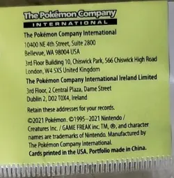 Pokemon (1) Evolving Skies Booster Pack & Mini Portfolio w/ Umbreon Art Pokemon - Image 3