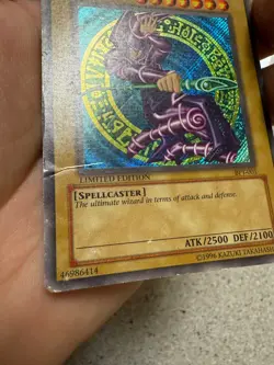 YUGIOH! Dark Magician BPT-001 Secret Rare HP 2002 Collectors Tin. HP - Image 3
