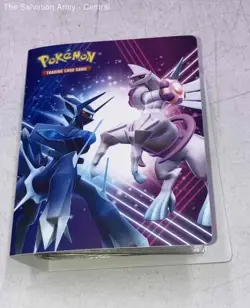 Nintendo Multicolor Sword & Shield Combee Pokemon Trading TCG Cards Mixed Lot - Image 1