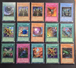 Vintage Yu-Gi-Oh! Card Lot (19) Early 2000s Holos Commons Traps Spells Relinquis - Image 1