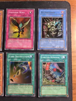 Vintage Yu-Gi-Oh! Card Lot (19) Early 2000s Holos Commons Traps Spells Relinquis - Image 5