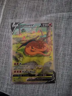 Charizard V SWSH260 SWSH: Sword & Shield Promo Cards Holo - Image 1