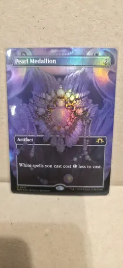 Pearl Medallion (Borderless) Modern Horizons 3 Foil 347 Never-Played/NM - Image 1