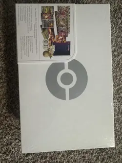Pokemon TCG Sword and Shield Ultra Premium Collection Charizard Box 820650871115 - Image 4