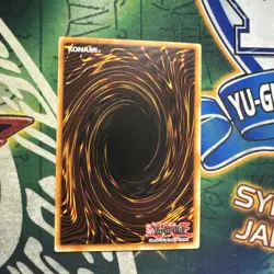 Yugioh! Red-Eyes Black Dragon MGED-EN003 Gold Rare 1st Edition NM - Image 2