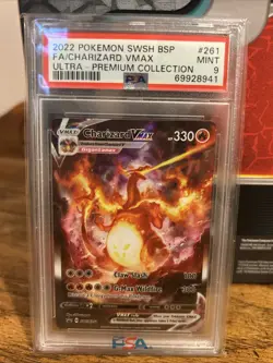 Charizard VMAX SWSH261 SWSH: Sword & Shield Promo Cards Holo - Image 1