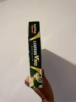 Pokemon TCG Leafeon VSTAR Special Collection Brand New and Sealed - Image 2
