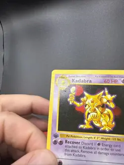 MP 1999 Pokemon TCG - Kadabra - 32/102 - 1st Edition Shadowless - Base Set EX - Image 2